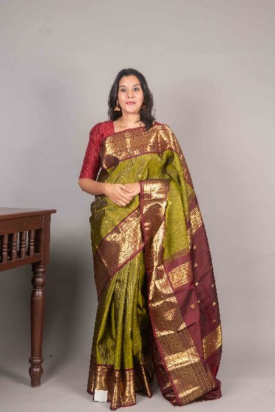 Green Silk Saree, Temple Border